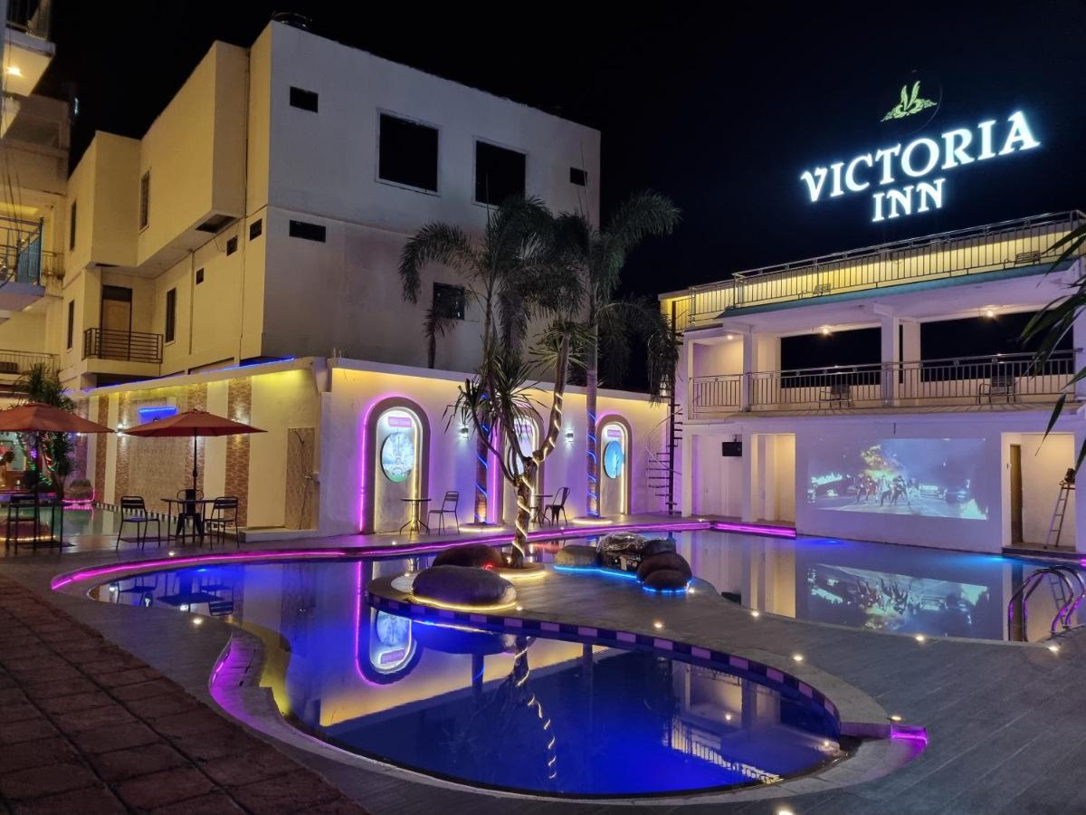 Victoria Inn Manado Exterior photo