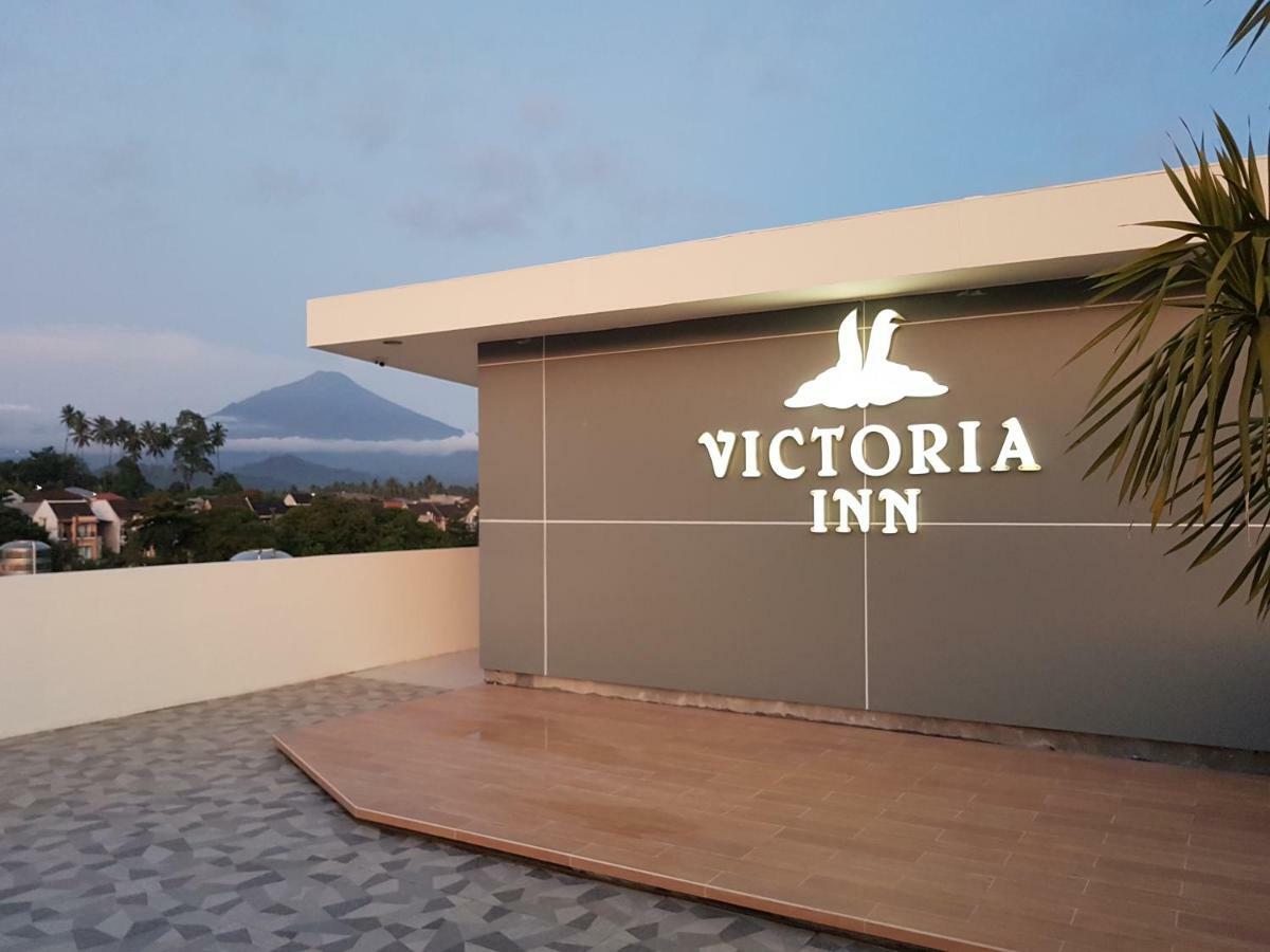 Victoria Inn Manado Exterior photo